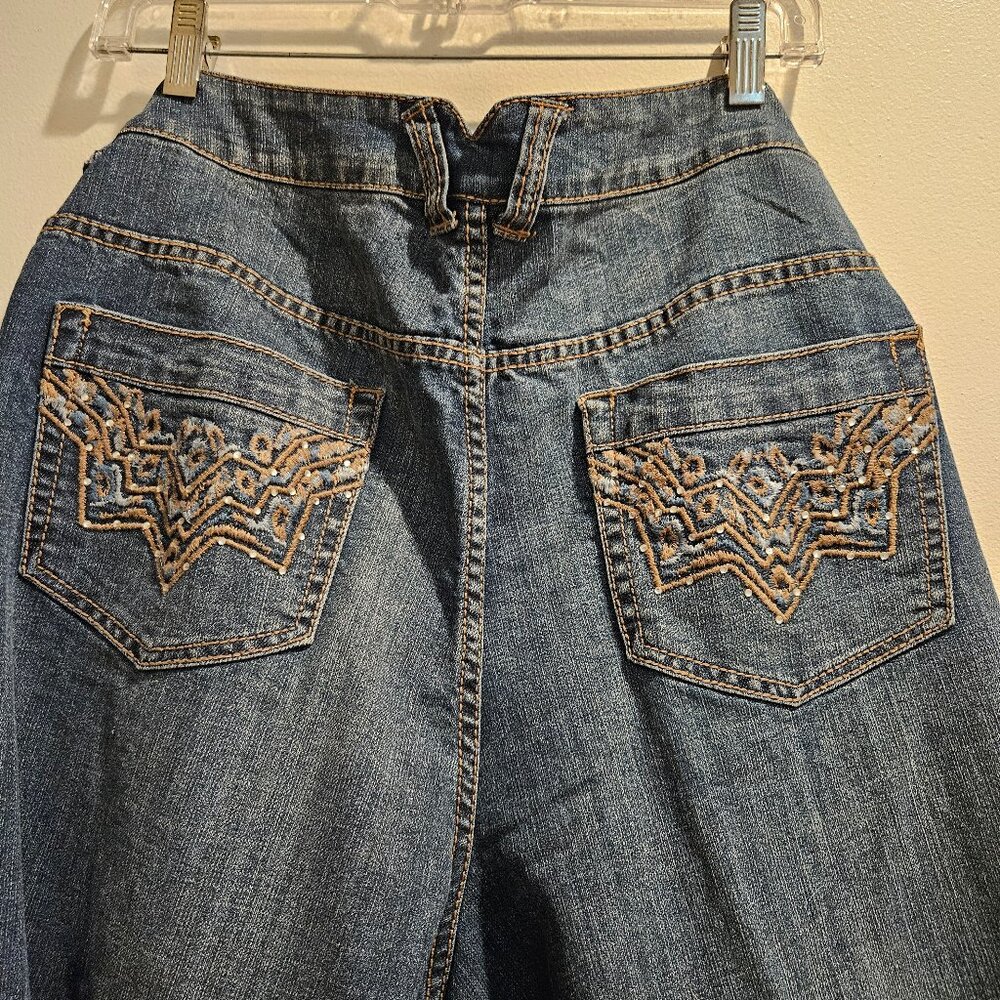 Avenue Embroidered Denim Jeans 26w